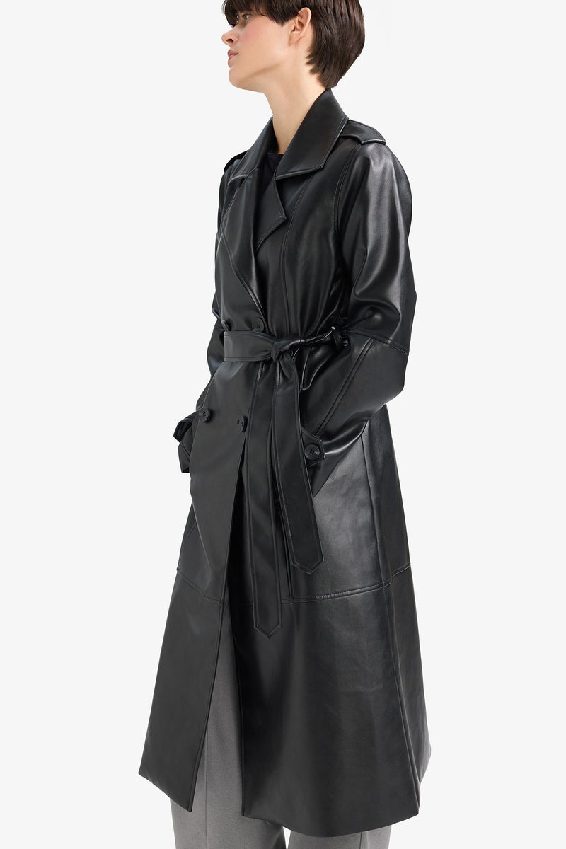 DeFacto Black Woman Regular Fit Faux Leather Trenchcoat Casual - Image 4